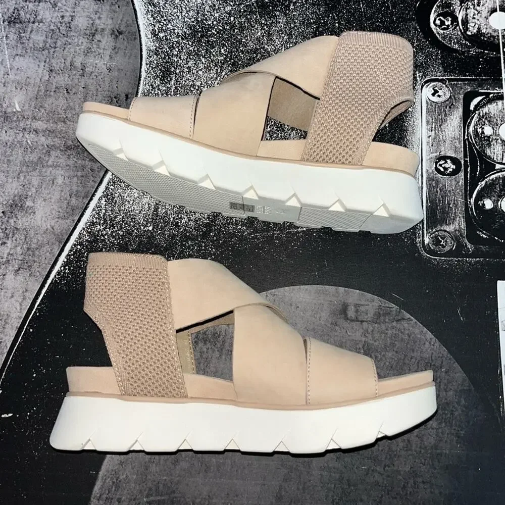 NEW Eileen Fisher Sandals